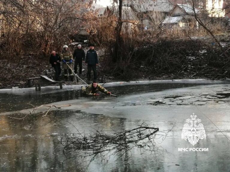   В Абдулино провалились под лёд и утонули двое детей Оренбуржье