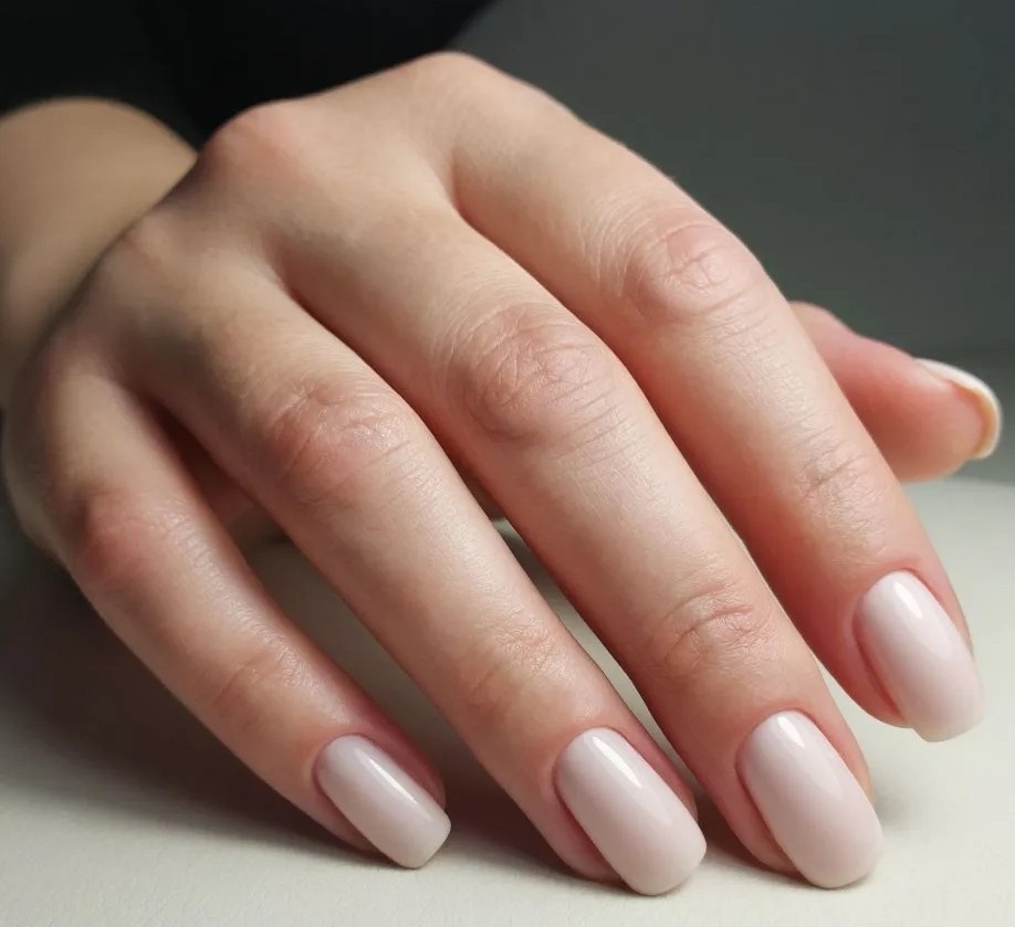 Человеку нужно стричь ногти, а обезьянам - нет