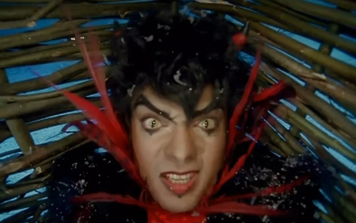    Филипп Киркоров сыграл черта и его жизнь покатилась под откос