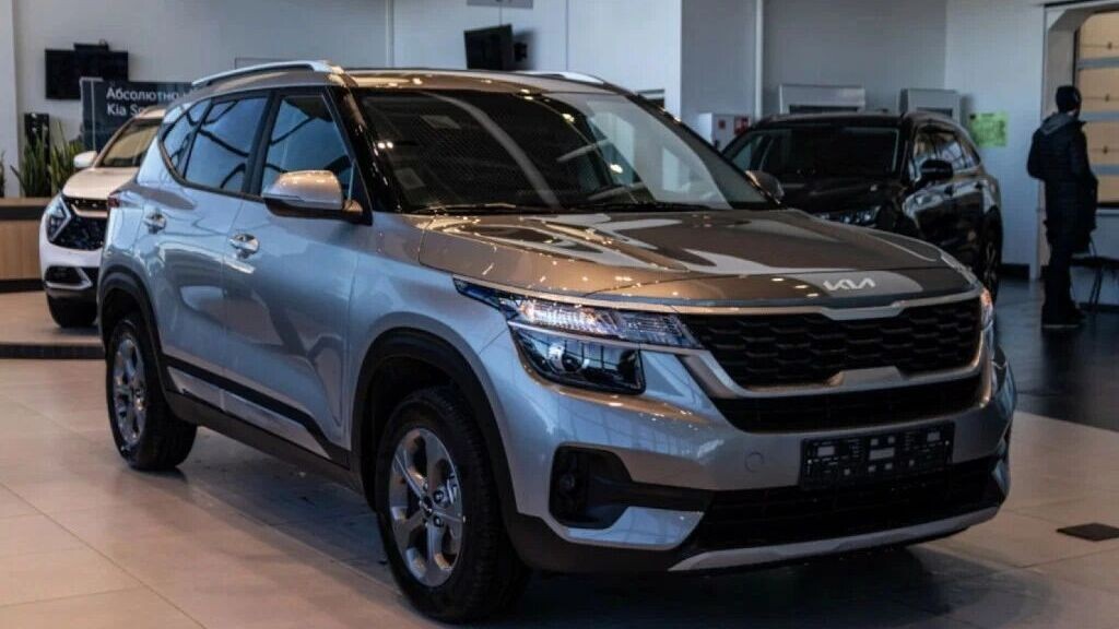 За шесть лет Seltos еще не успел состариться, но уже готов преемник этой модели. Фото: Авто.ру