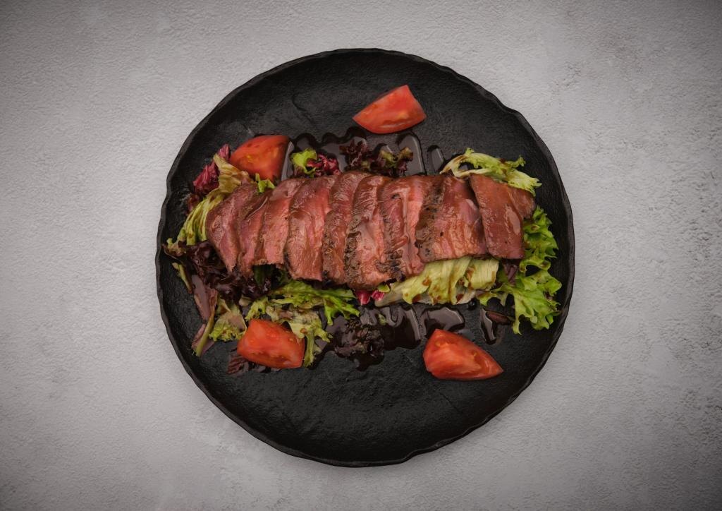 Блюда в ресторане «The Бык». Фото: сайт проекта.