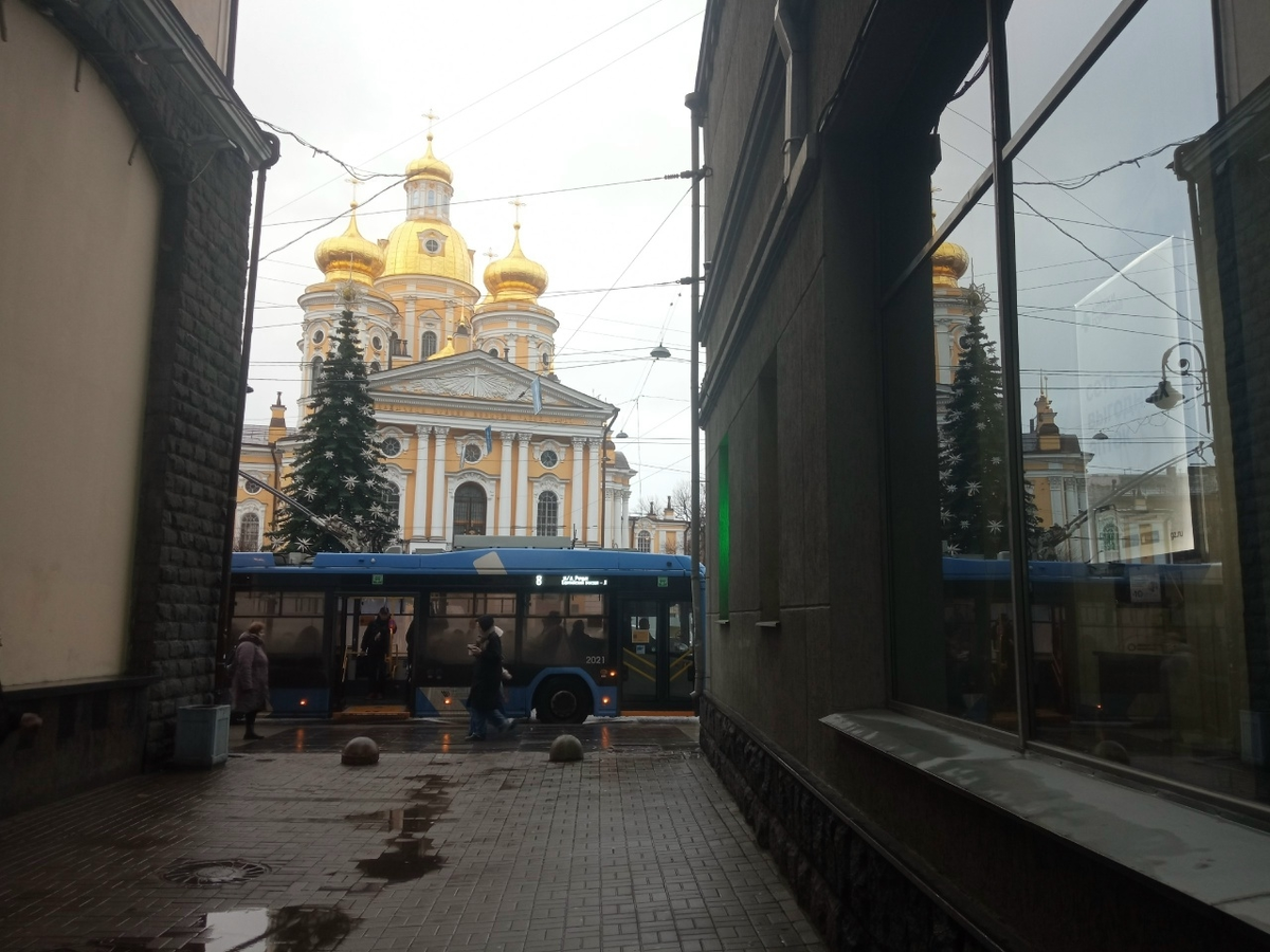 Выход из станции метро "Владимирская".