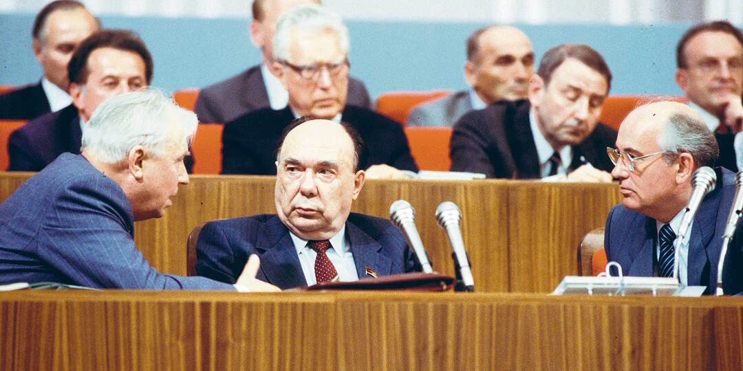 «Яковлев полезный для перестройки человек? Если полезный, то простим его. У кого из нас в молодости не было грехов…».