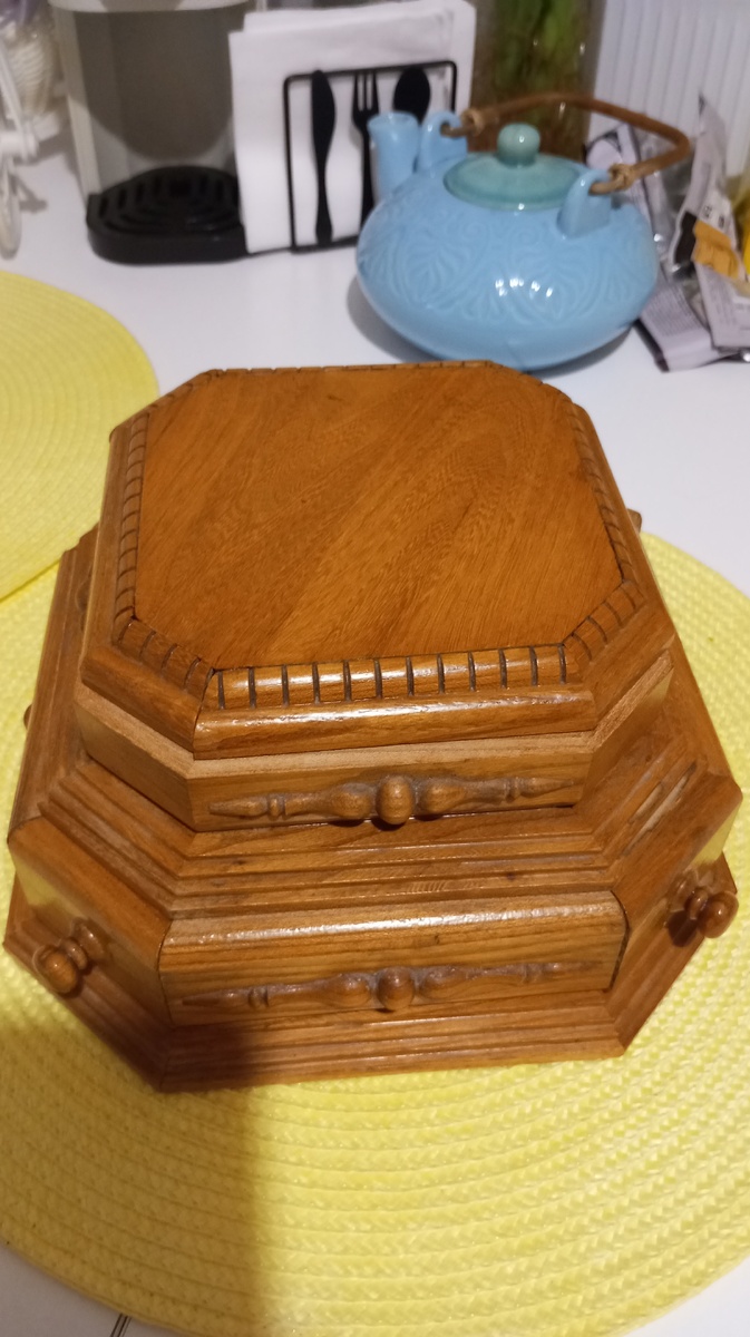 Вот такой шкатулка была изначально