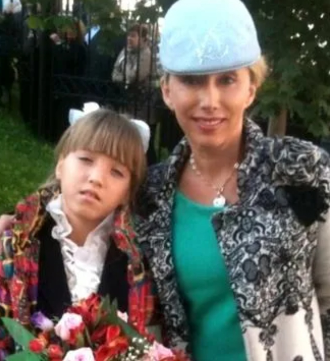 Софья и ее звездная мама