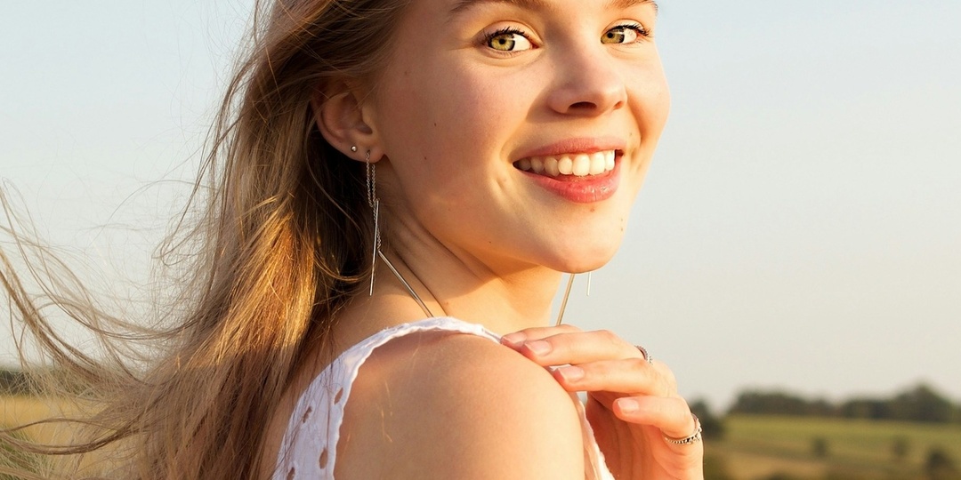 Чужая помада на щеке. Рассказ.