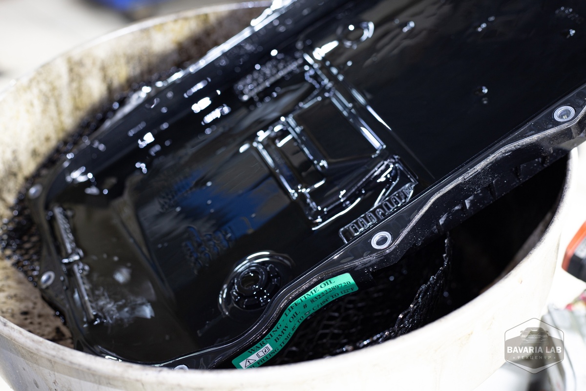 Поддон со стикером Lifetime OIL