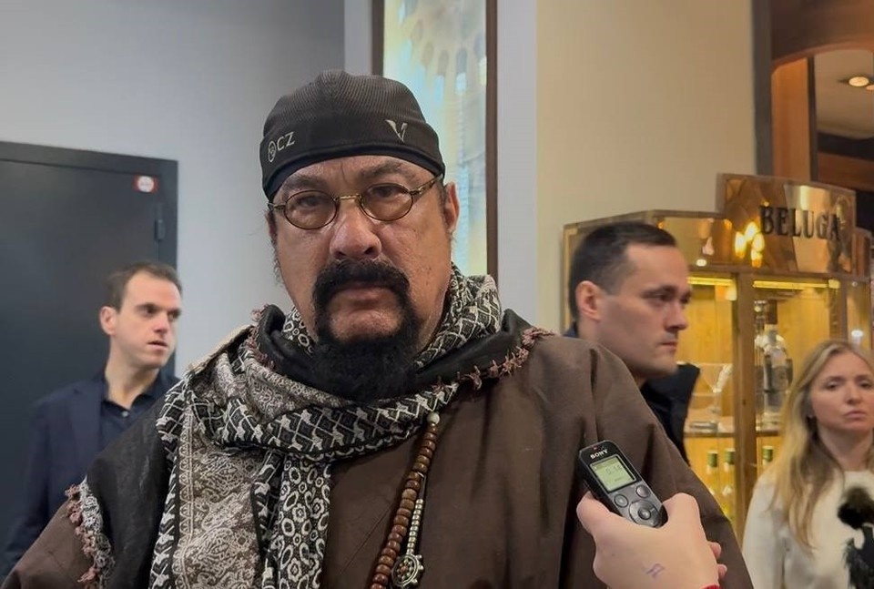    Вместе с актёром в город прибыл его давний коллега. Дарья СИДОРЕНКО