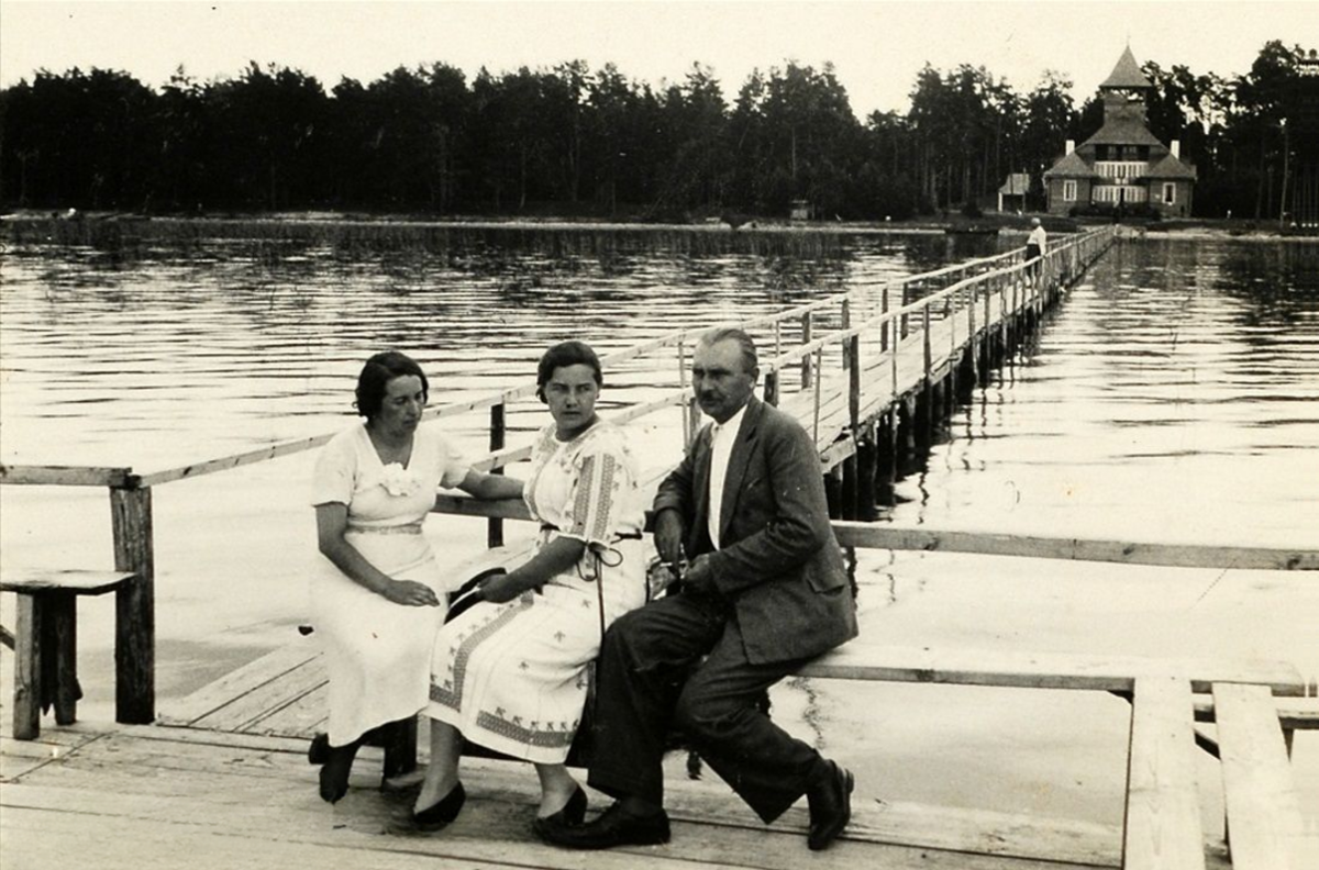 Польские отдыхающие на озере Нарочь 1938 год