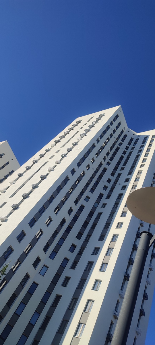 Тюменская многоэтажка 