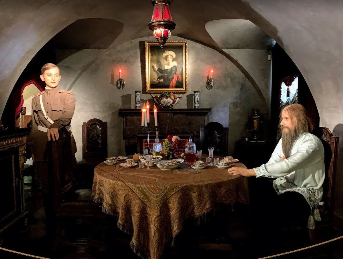  Подвал дворца до сих пор хранит эту атмосферу