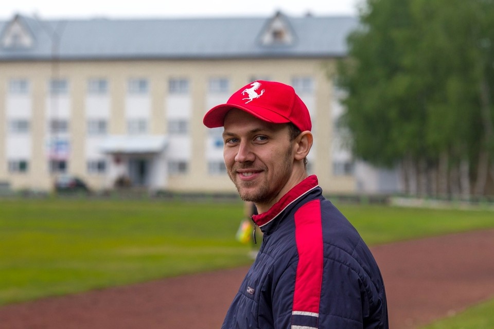    41-летний Константин Солдатов руководил предприятием, где производят запорную арматуру. Фото: личная страница погибшего ВКонтакте.