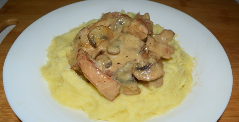 Бефстроганов с грибами