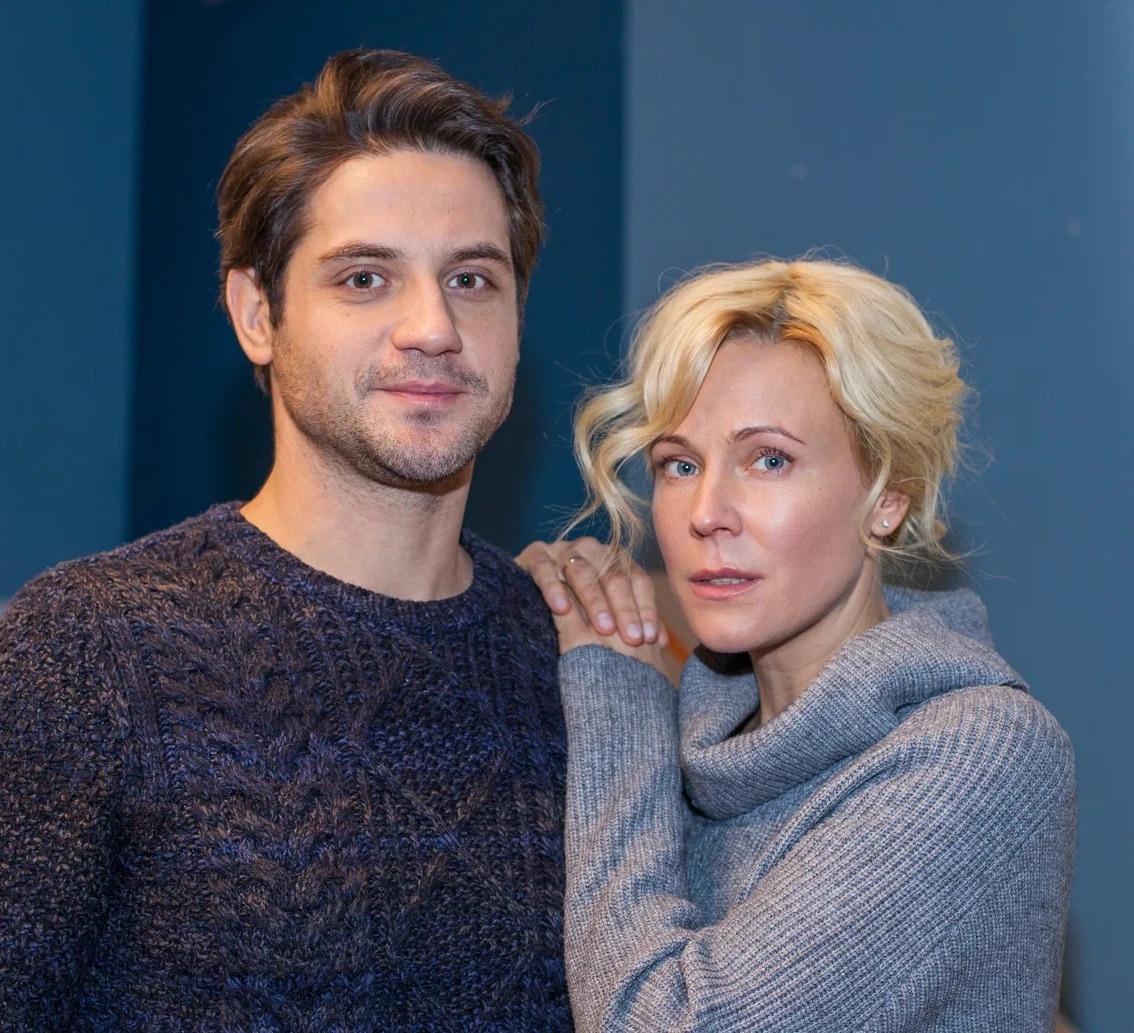 Марк Богатырев и Мария Куликова, кадр из фильма «Любовь не по правилам»