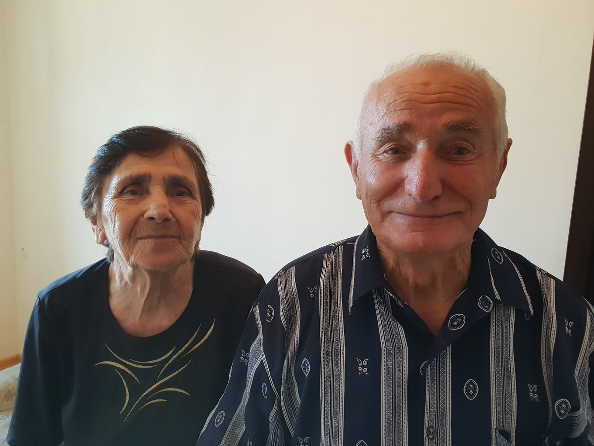 Родители профессора Батумского университета Наты Лазба