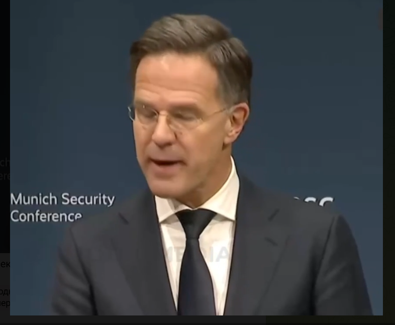    Рютте во время выступления. Скриншот: Телеграм-канал "Константин Малофеев"