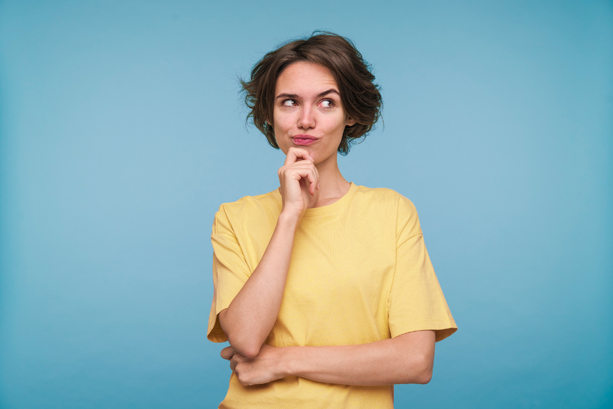 Лазерная эпиляция стала одним из самых востребованных методов удаления нежелательных волос. Но вместе с популярностью растут и вопросы: насколько это безопасно? Существуют ли риски? И что важно знать перед процедурой?