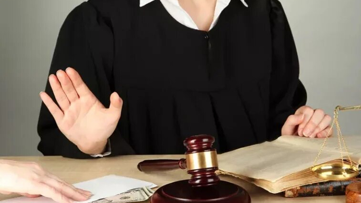 По данным итогов наблюдений, в 2021–2022 годах Коблева получила более 800 тысяч рублей