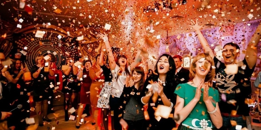 Отмечать или не отмечать Новый год? Главы регионов разошлись во мнениях