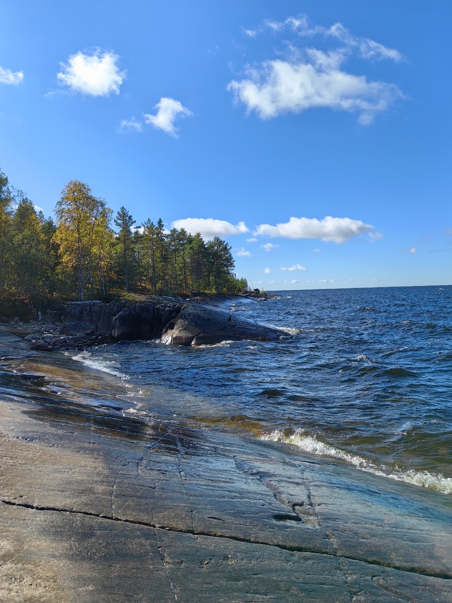 Онежское озеро очень впечатлило.