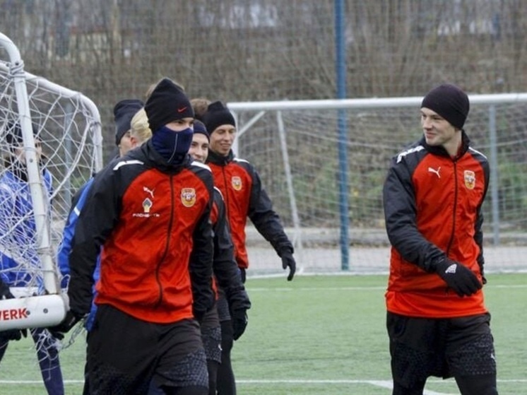     Фото с официального телеграмм-канала ПФК "Арсенал"