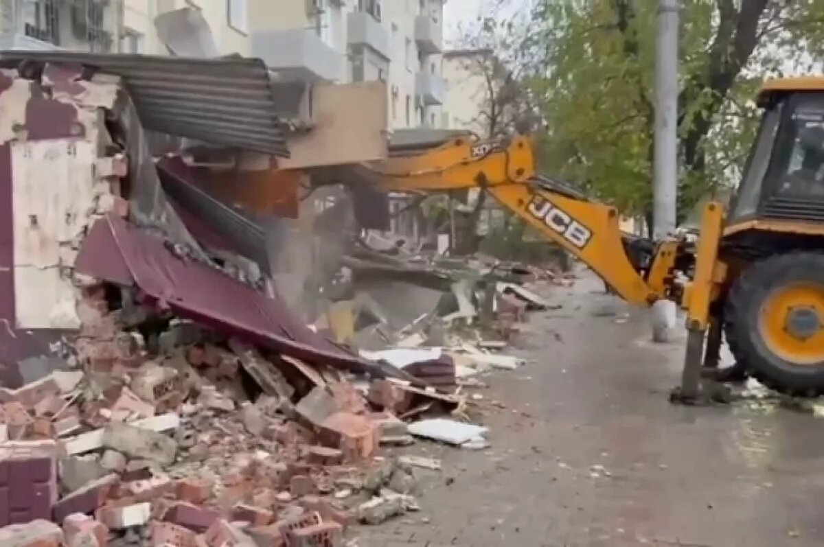    В Махачкале за 2 месяца снесли около 80 незаконных капитальных зданий