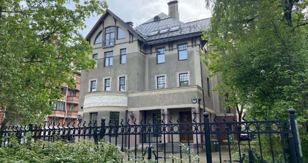 Особняк генерала Стенбока на Крестовском стал памятником в Петербурге