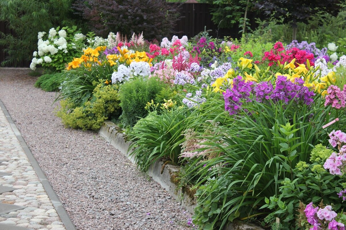 Букетный цветник Юрия Борисовича