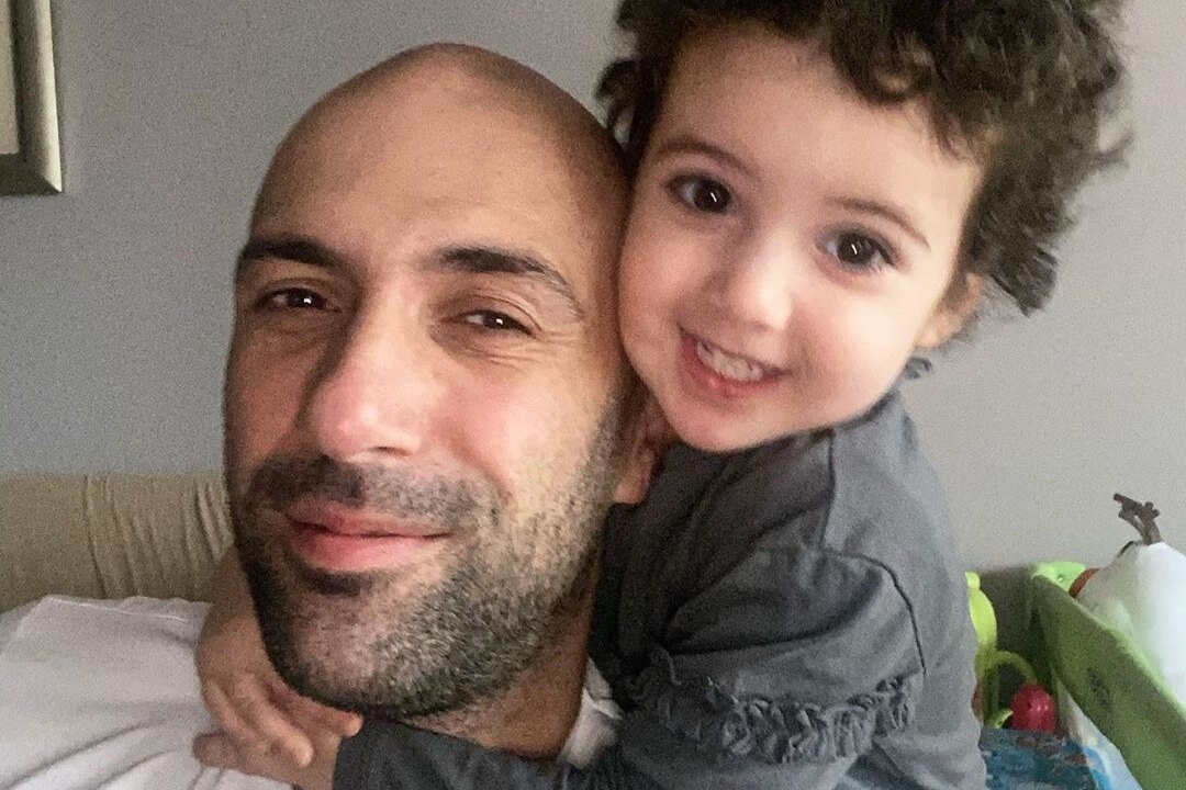     «Я получил самый важный подарок»: Евгений Папунаишвили трогательно обратился к дочери в их совместный день рождения