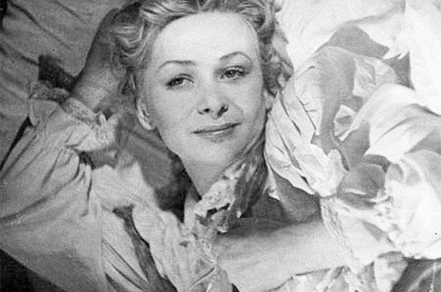    Валентина Серова в фильме «Глинка», 1946 г. Фото: Кадр из фильма