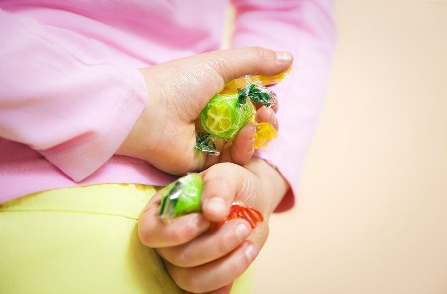 Иногда ребёнок действует просто потому, что очень захотел прямо сейчас. 