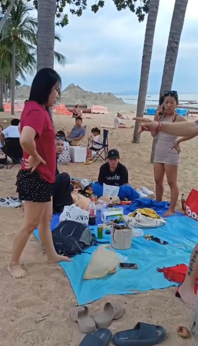 Наших здесь в кадре нет, только противная сторона. 