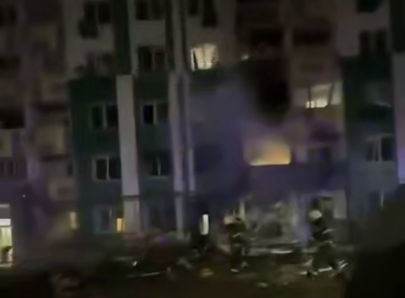    Пострадавший дом в Твери. Кадр видео из соцсетей