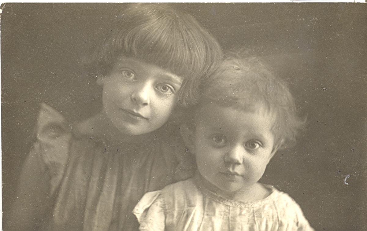 Ариадна и Ирина - дочери Цветаевой