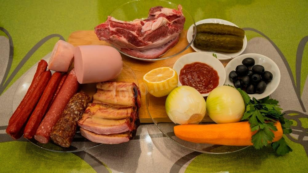 из чего сделать солянку