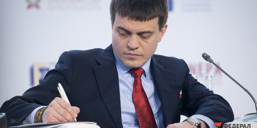 Выборы мэра, транспортные карты, мусор и фейерверки на Новый год: о чем говорил губернатор Михаил Котюков на прямой линии