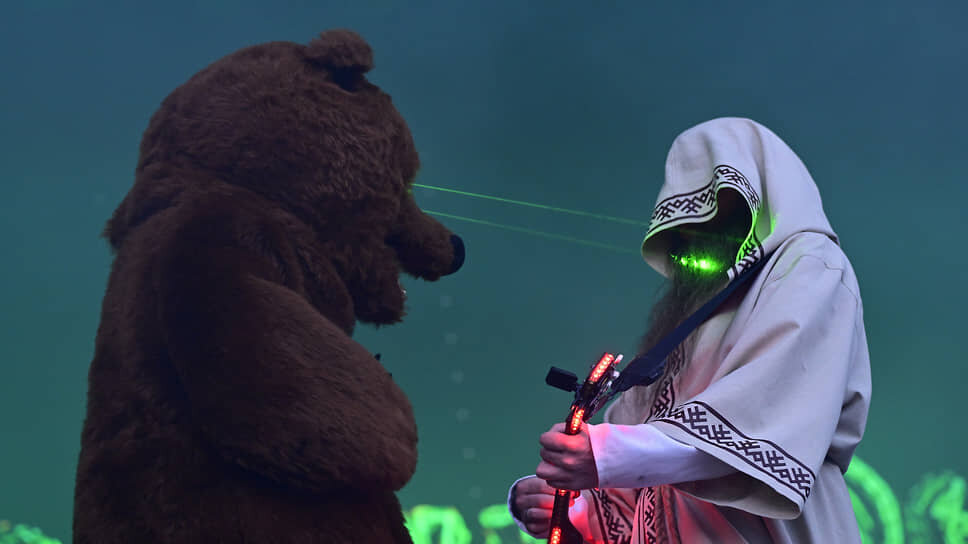 Нейромонах Феофан во время выступления.📷Фото: Алексей Смагин / Коммерсантъ