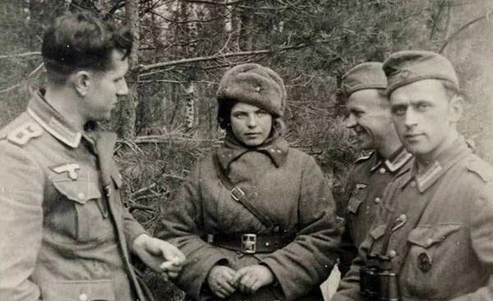 Что сделала русская девушка с нацистами, которые попытались над ней надругаться