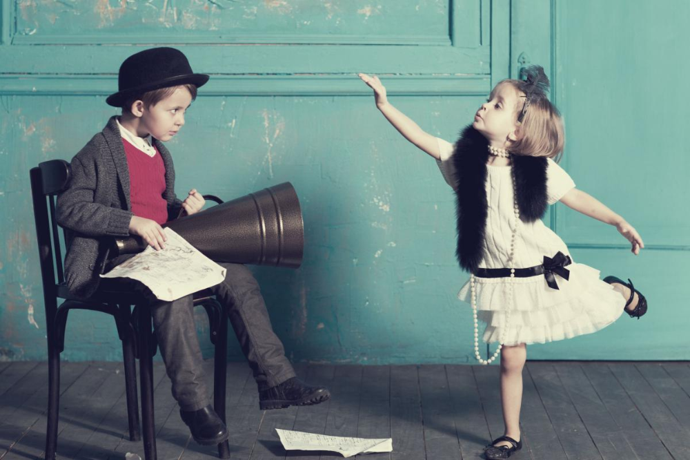 Юная артистка (мне кажется, чем-то немного похожа на нашу Мирочку)) ) \ фото из Сети