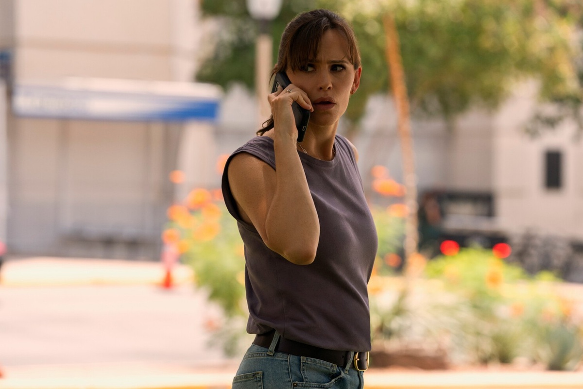 Кадр из сериала «Последнее, что он сказал мне»Источник: Apple TV