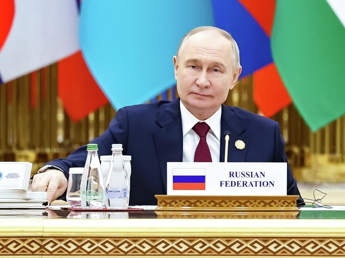 Путин принял участие в международных форумах в Ашхабаде.