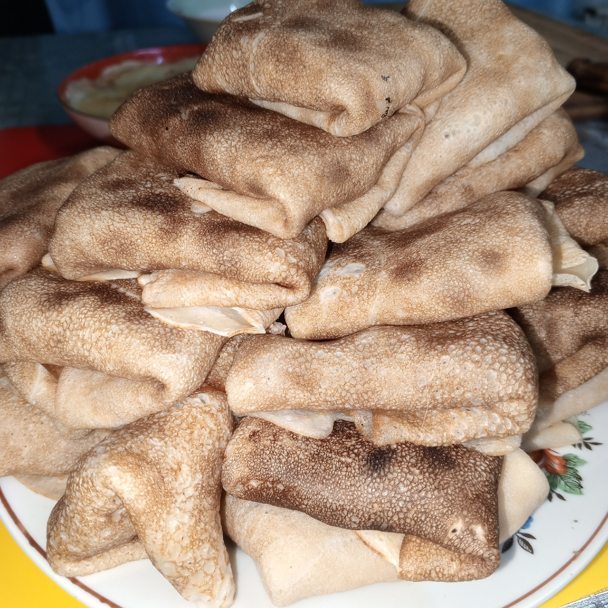 Просто фото блинов. Фото автора Свободный поселенец, Занозонька, Шапокляк- женщина курящая