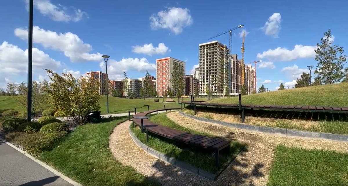 Краснодар в солнечный день. Вы только взгляните, какое чистое небо, жаль нельзя передать через экран воздух!