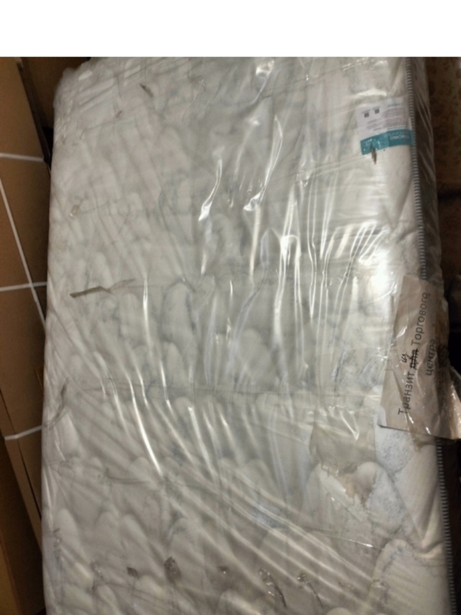 В упаковке ещё.