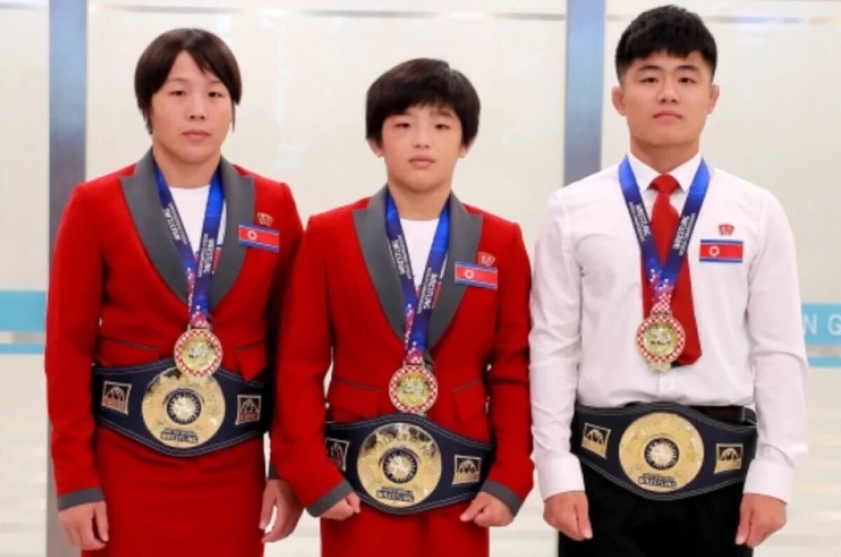    Северокорейские борцы завоевали три золота на чемпионате мира