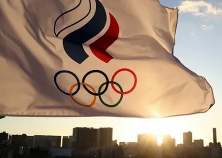    От МОК веет надеждой: российских юниоров возвращают на старты с флагом и гимном