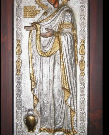 Молитва,читаемая 15 декабря: Да взываем к Тебе: Радуйся, Избавительница наша от всех бед