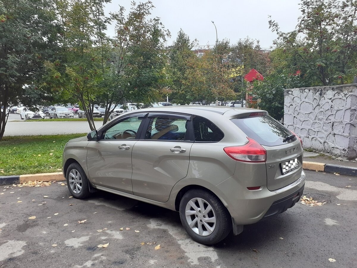 Lada Xray. Фото канала