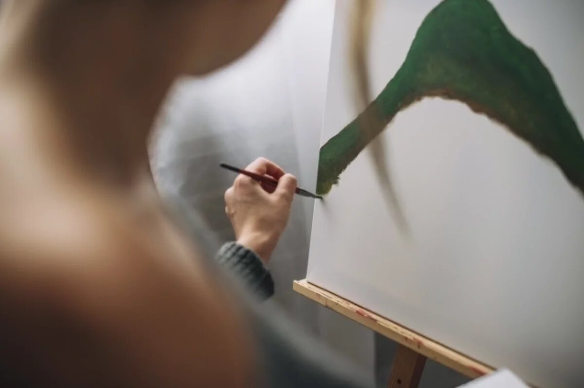    Впервые на Ямале открылась персональная выставка художника Геннадия Райшева