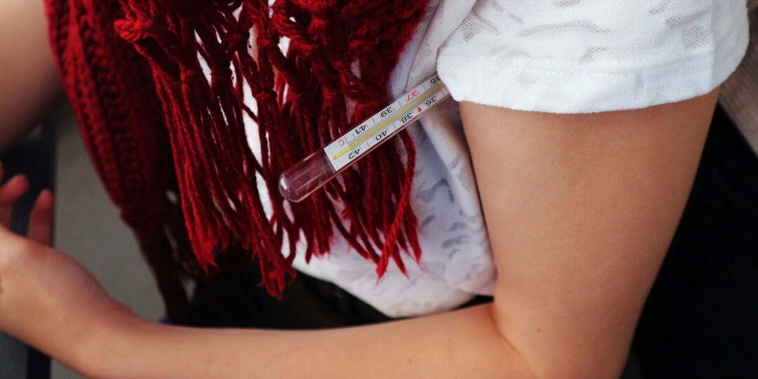 Резкая температура и боль в глазах: как распознать гонконгский грипп